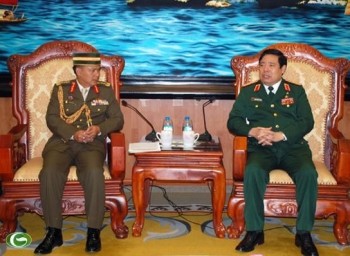 Vietnam, Brunei armies enhance cooperation  - ảnh 1